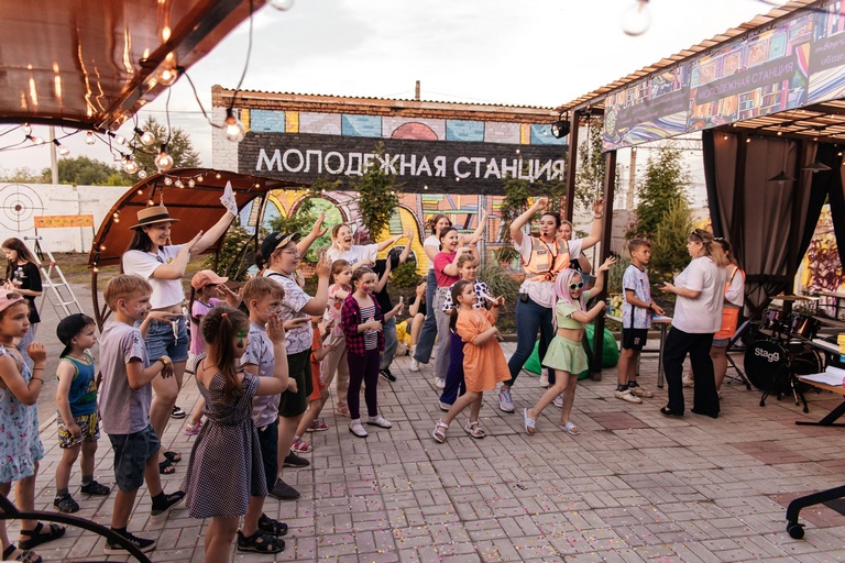 Read more about the article Открытие “МОЛОДЕЖНОЙ СТАНЦИИ” + Библионочь2024