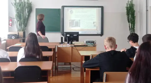 Read more about the article Видеолекторий «Обелиск» по книгам В. Быкова
