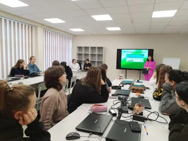 Read more about the article Час экономической грамотности “С финансами на “Ты”