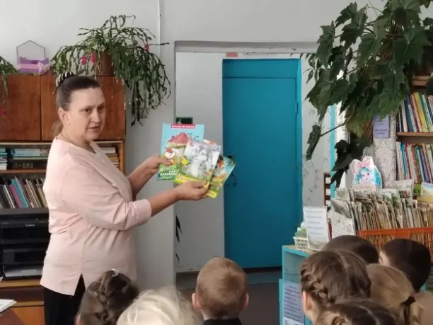 Read more about the article Громкие чтения “Книжный мир для малышей”