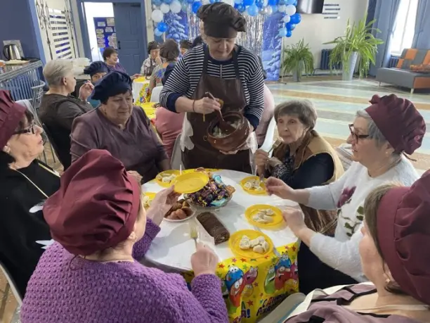 Read more about the article Кулинарные посиделки “Ах, пельмени хороши, лепим от души!”