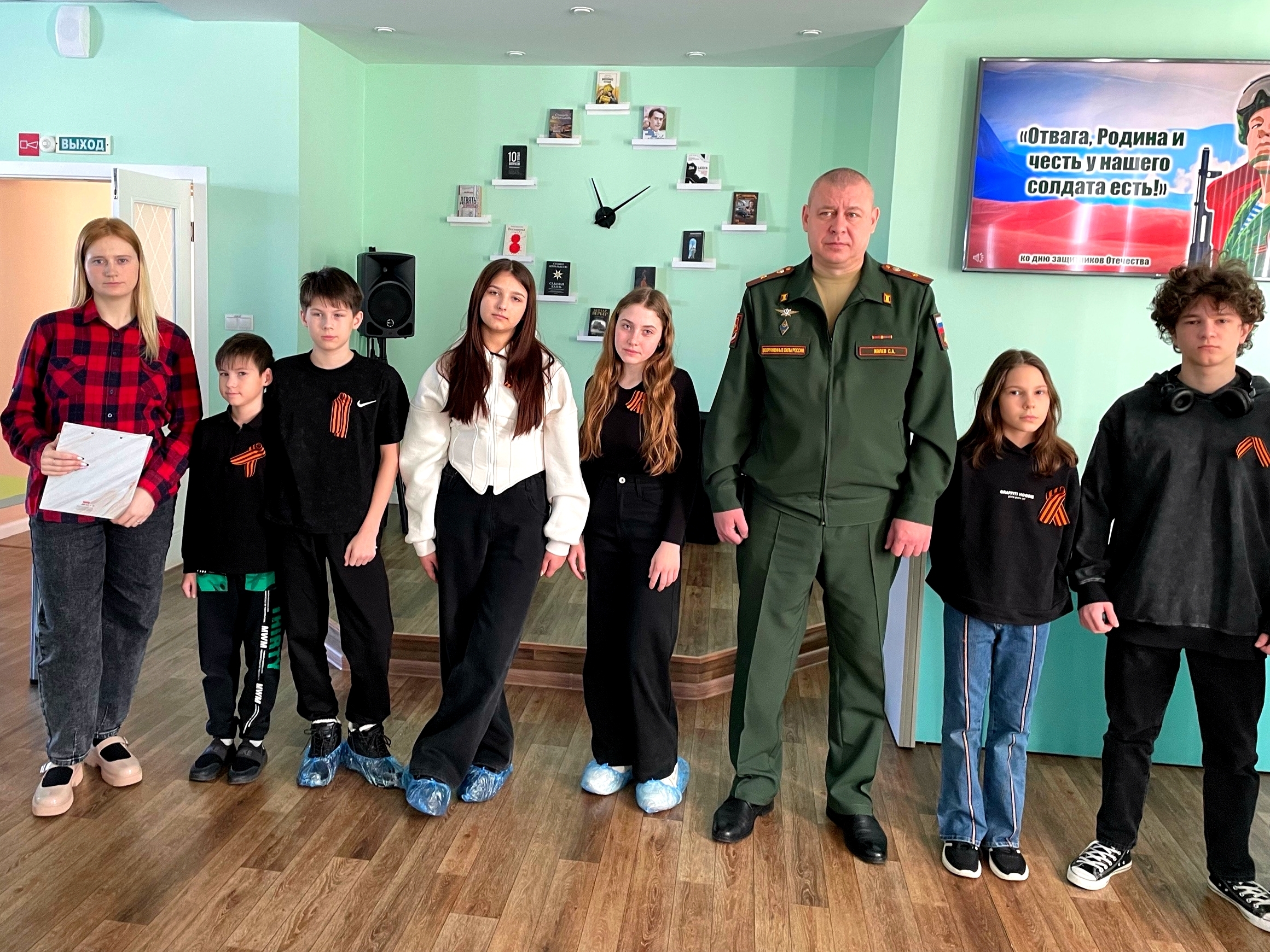 Read more about the article Познавательно-игровой турнир “Отвага, Родина и честь у нашего солдата есть!”