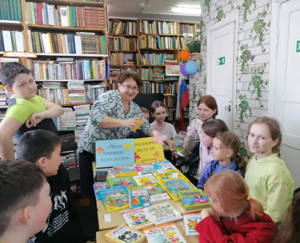 Read more about the article Игровая программа “Мы дружные ребята”