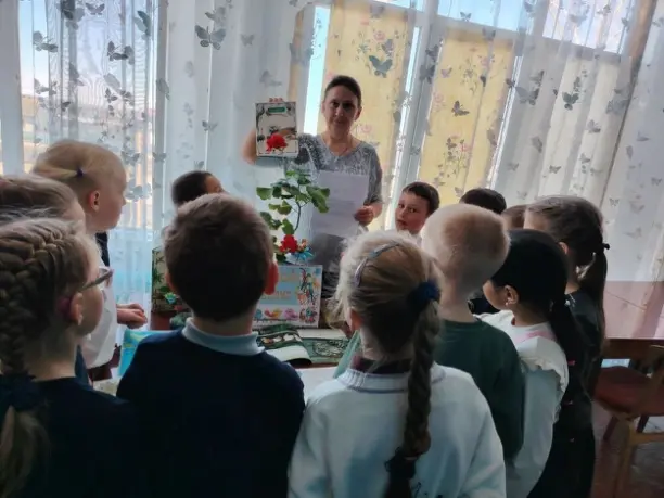 Read more about the article Литературно – экологический час “Царство пернатых”