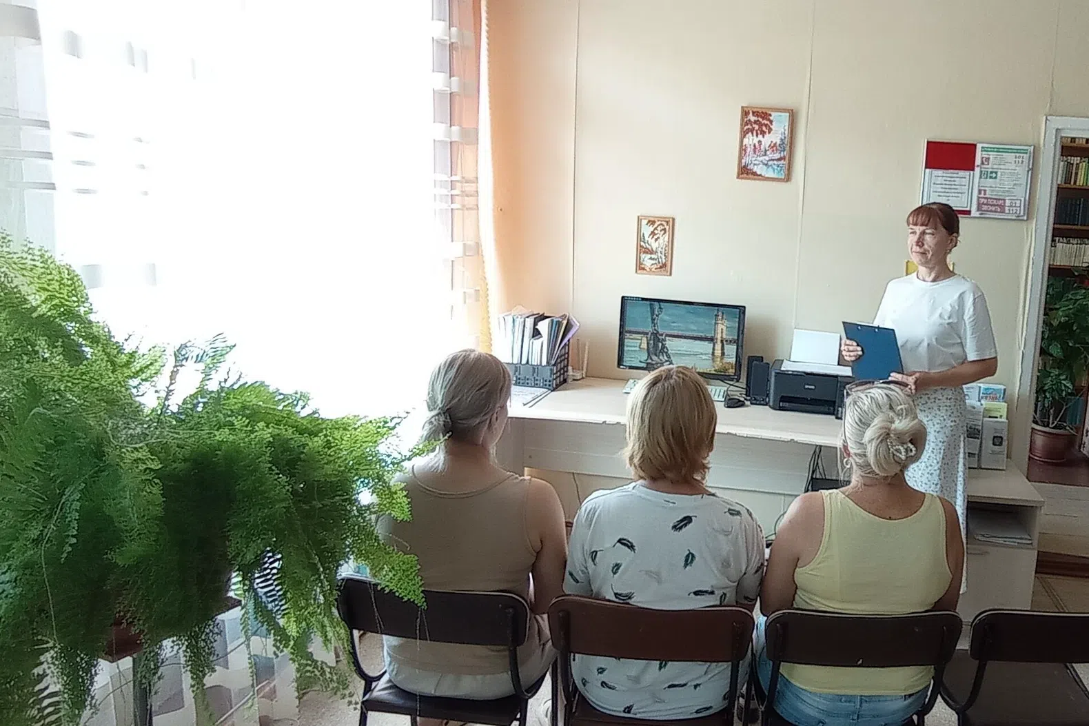 Read more about the article Патриотический час «Калининградская область: страницы истории и современности»
