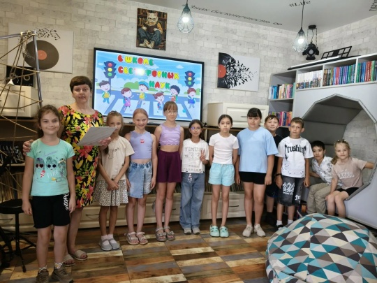Read more about the article Квест в чемоданчике «В школе светофорных наук»