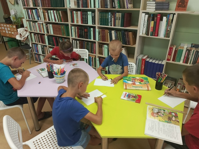 Read more about the article Час творчества «Мой любимый книжный герой»